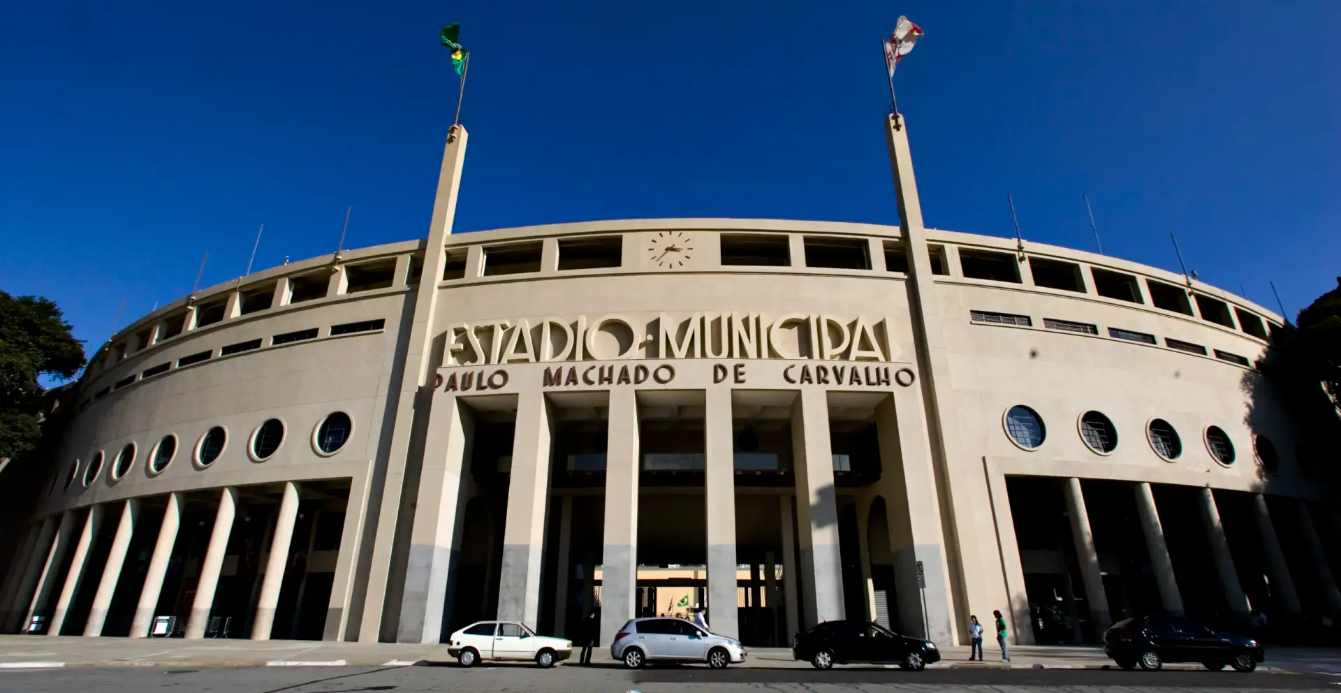 Pacaembu recebe amistoso do Santos durante pausa para a Copa do Mundo