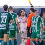 A metamorfose de Neymar em campo gera críticas sobre postura e maturidade