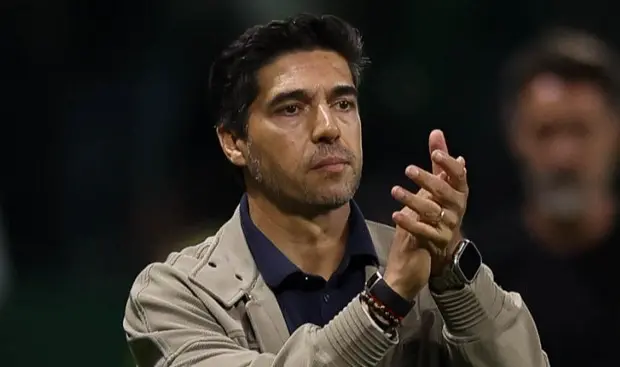 Abel Ferreira aponta falta de eficácia do Palmeiras após revés diante do Atlético-mg