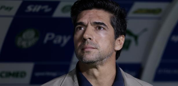 Abel Ferreira defende Carlos Miguel após revés do Palmeiras diante do Atlético-mg