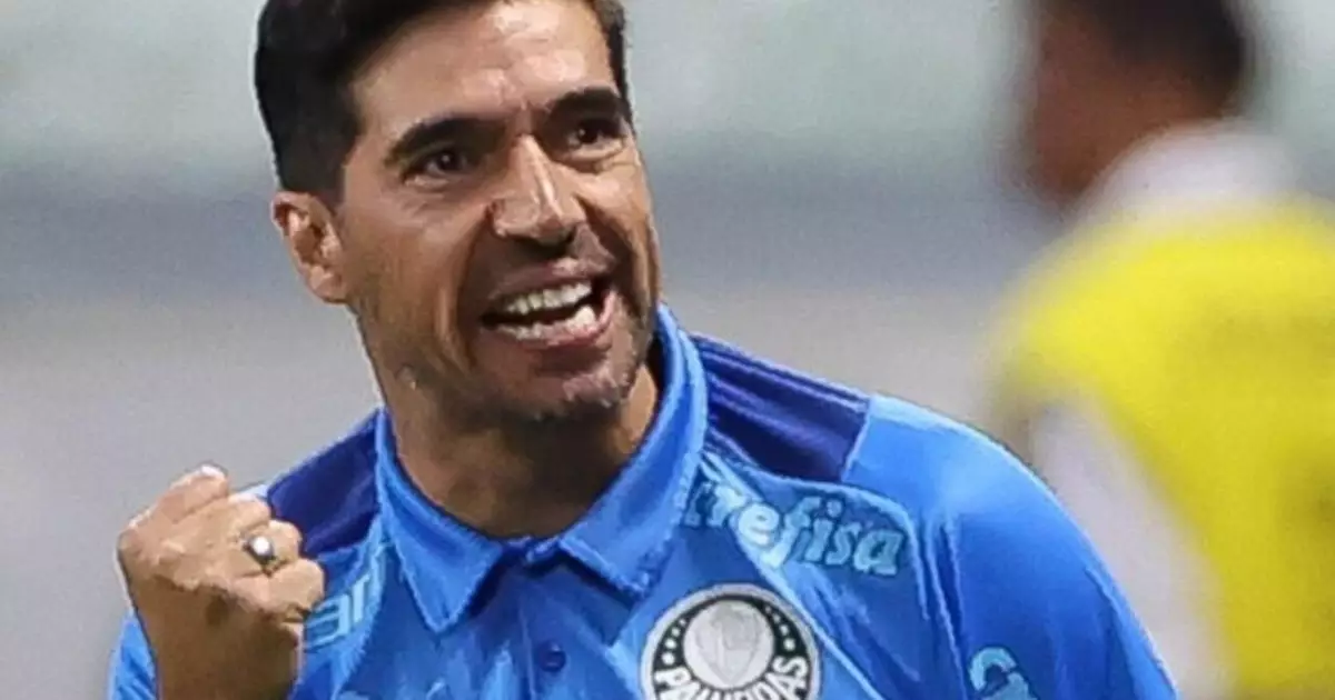 Abel Ferreira reforça permanência de atletas-chave e estratégia do Palmeiras no mercado