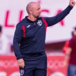 Ademir Fesan e comissão técnica são desligados da Portuguesa após queda na Série D