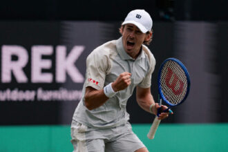 Alex de Minaur inicia defesa de título em Washington após casamento