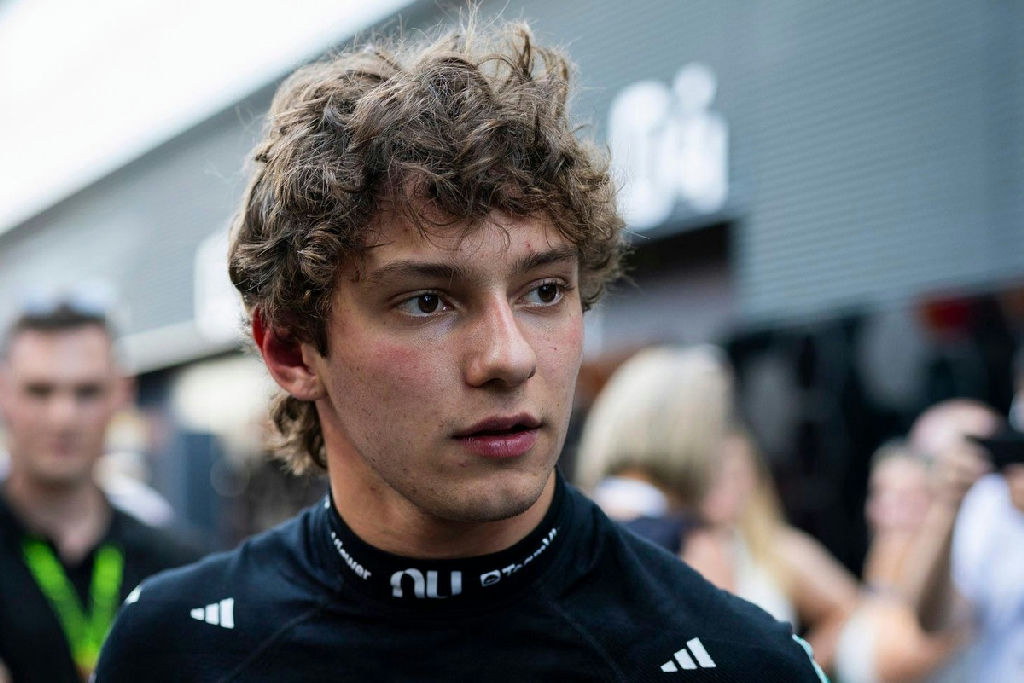 Andrea Kimi Antonelli perde posições no grid do GP da Hungria após punição da FIA
