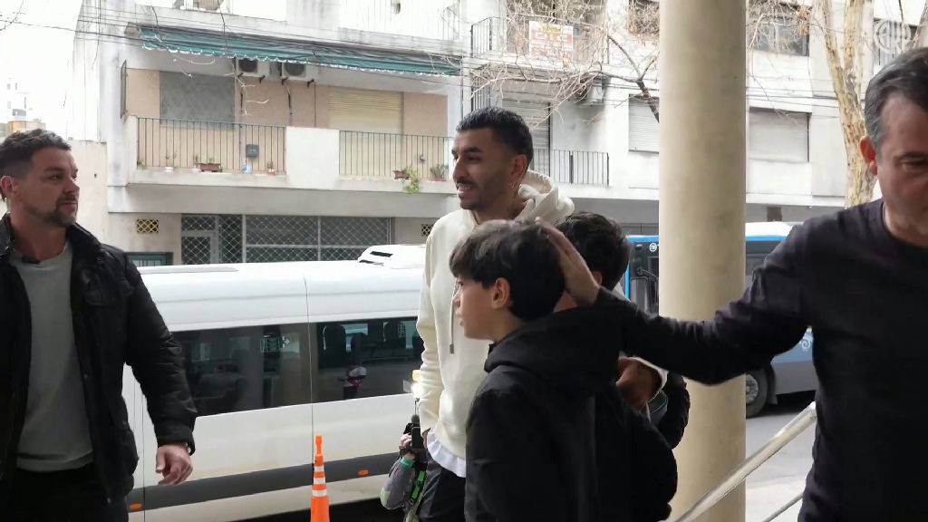 Ángel Correa inicia trajetória no River Plate com recepção calorosa