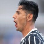Angileri encerra jejum de gols e analisa empate do Corinthians na Fonte Nova