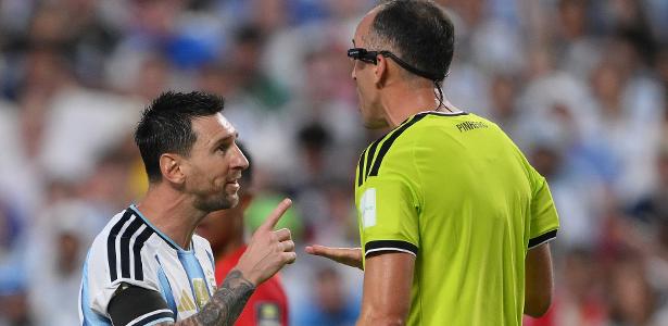 Árbitro João Pinheiro minimiza atrito com Messi durante partida da Copa do Mundo