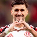 Arrascaeta será eternizado com busto na Gávea em homenagem do Flamengo