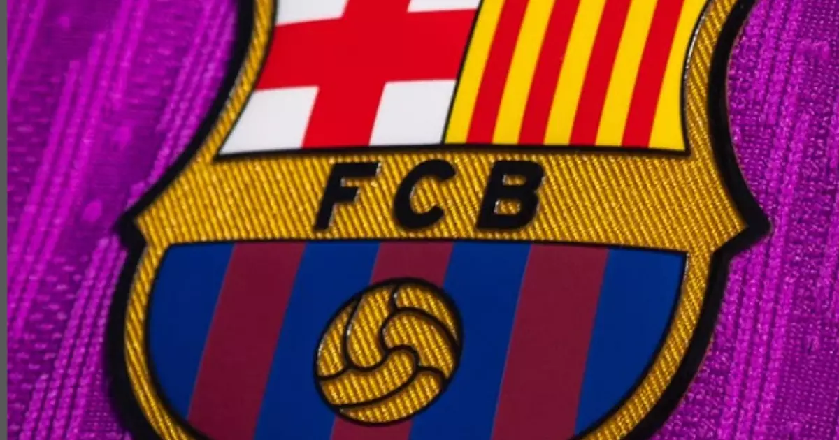 Barcelona avalia contratação de zagueiro campeão mundial em meio a exigência milionária do Athletic Bilbao