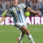 Barcelona monitora Julián Álvarez após mudança de foco do Arsenal no mercado