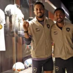 Botafogo encara Artur Jorge em duelo decisivo contra o Cruzeiro no Mineirão