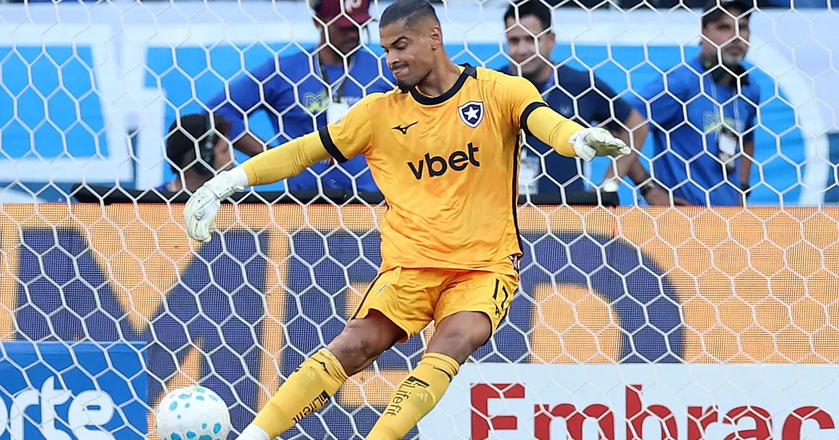 Botafogo estabiliza sistema defensivo e encerra jejum de oito meses no Brasileirão
