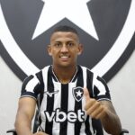 Botafogo garante permanência de Kauan Toledo com contrato até 2029