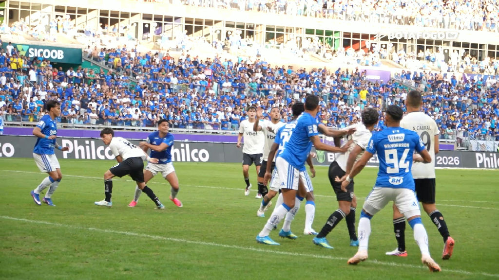 Botafogo garante vitória crucial sobre o Cruzeiro em embate no Mineirão