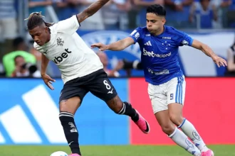 Botafogo recusa oferta do Palmeiras por Danilo e enfrenta atrito com estafe