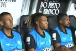 Botafogo segura Danilo em reviravolta no mercado e empata com Vitória pelo Brasileiro