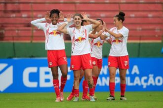 Bragantino derrota Atlético Mineiro e se aproxima do G8 no Brasileirão Feminino
