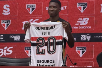 Buta destaca adaptação e define lateral direita como posição ideal no São Paulo