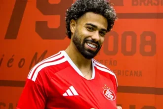 Calebe reforça o Internacional após passagem pelo futebol espanhol