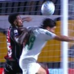 CBF omite áudio do VAR em lance polêmico de Maurício no confronto entre Vitória e Palmeiras