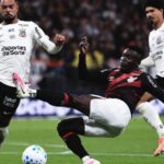 Corinthians busca soluções urgentes para o gramado da Neo Química Arena