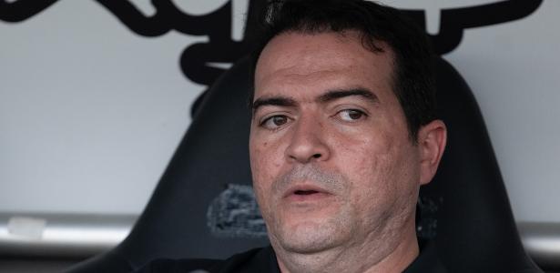Corinthians inicia força-tarefa para recuperar gramado da Neo Química Arena