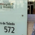 Criança de 7 anos enfrenta luta contra tumor cerebral e busca apoio para tratamento