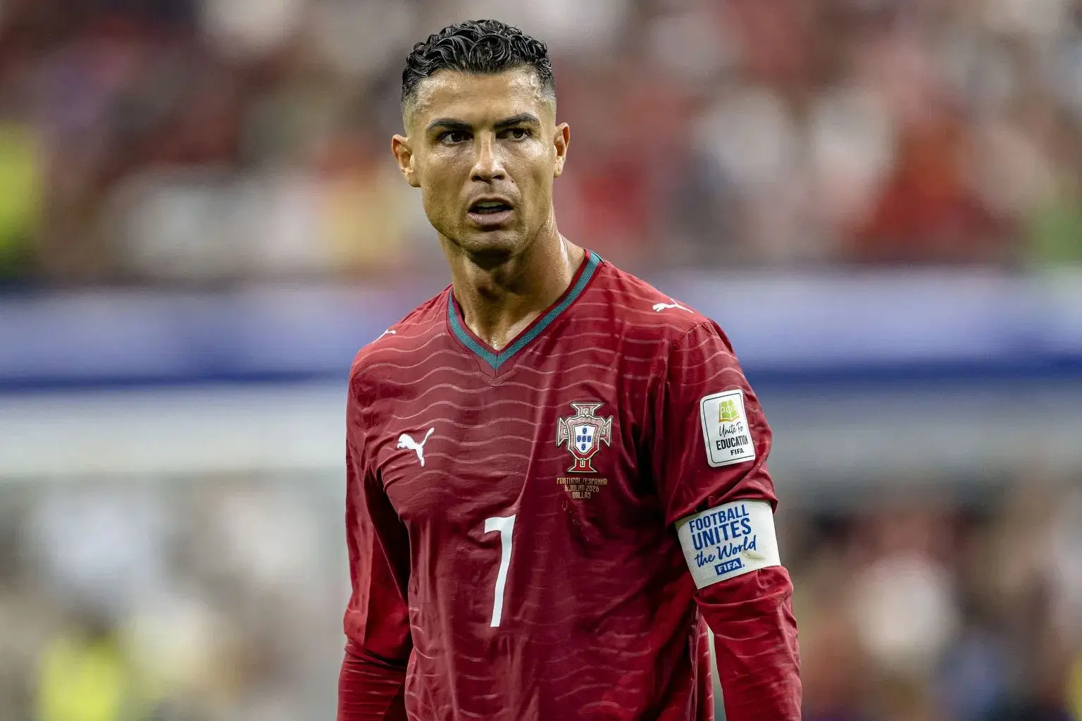 Cristiano Ronaldo estreia como produtor e ator em série sobre futebol britânico