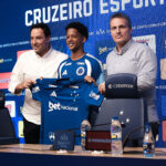 Cruzeiro apresenta Zé Lucas e volante projeta conquistas continentais