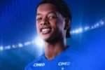 Cruzeiro oficializa chegada do volante Zé Lucas em contrato de longa duração