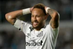 Cuca defende Neymar e esclarece bastidores após classificação do Santos na Sul-americana