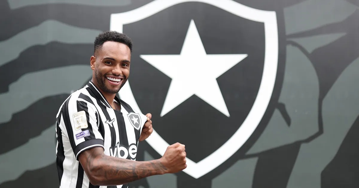 Danilo Pereira tem nome publicado no BID e fica à disposição do Botafogo