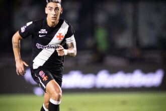 Desempenho de Puma Rodríguez como titular do Vasco no Brasileirão entre 2023 e 2026