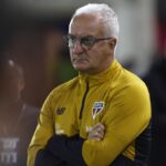 Dorival Júnior enfrenta jejum de vitórias contra clubes brasileiros