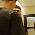 Elliot Anderson inicia integração no Manchester City em visita às instalações