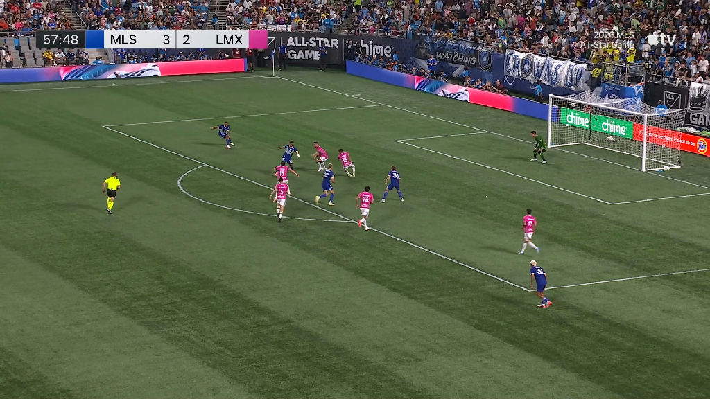 Evander brilha e marca gol decisivo pelo MLS All-stars