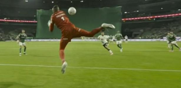 Falha de Carlos Miguel no Palmeiras presenteia Atlético-mg com gol no Brasileirão