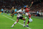 Flamengo e São Paulo empatam em duelo equilibrado pelo campeonato