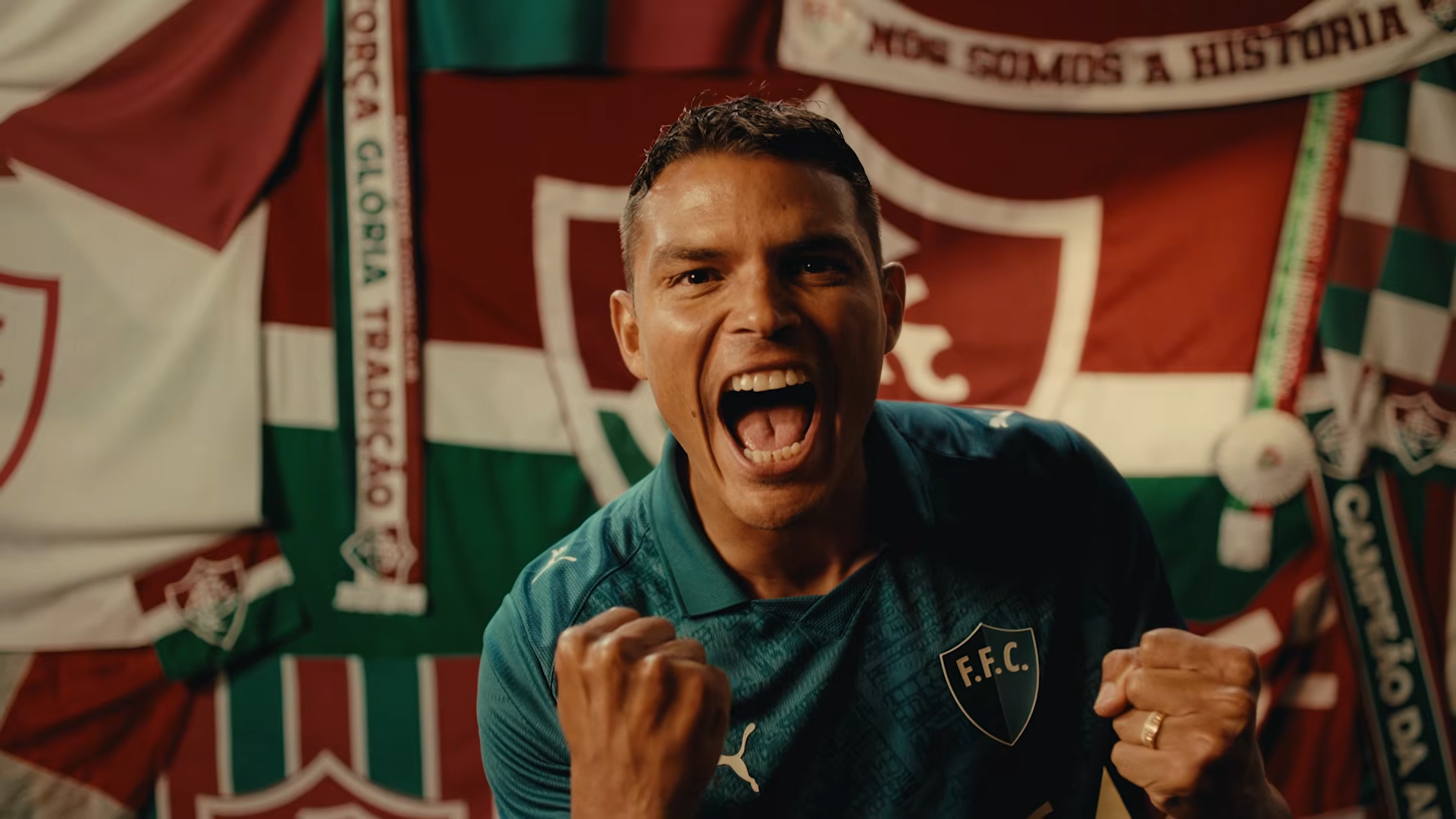 Fluminense enfrenta crise na defesa após lesões de Thiago Silva e Freytes