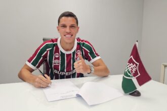 Fluminense esclarece percentual de direitos econômicos de Davi Schuindt