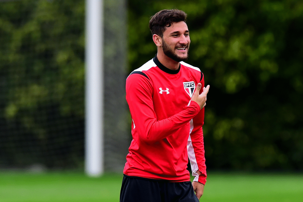 Gabriel Boschilia entra no radar do Vasco e vê transferência como salto na carreira