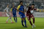 Gabriel Brazão brilha com defesa decisiva em duelo do Santos