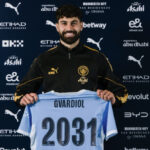 Gvardiol renova contrato com o Manchester City até 2031