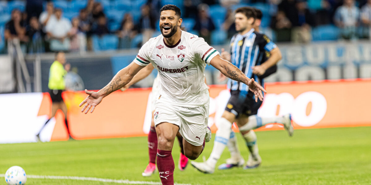 Hulk marca primeiro gol pelo Fluminense e traz segurança em pênaltis