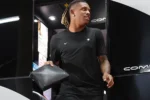 Ilsinho prevê futuro de Danilo no Botafogo e alerta sobre arrependimento