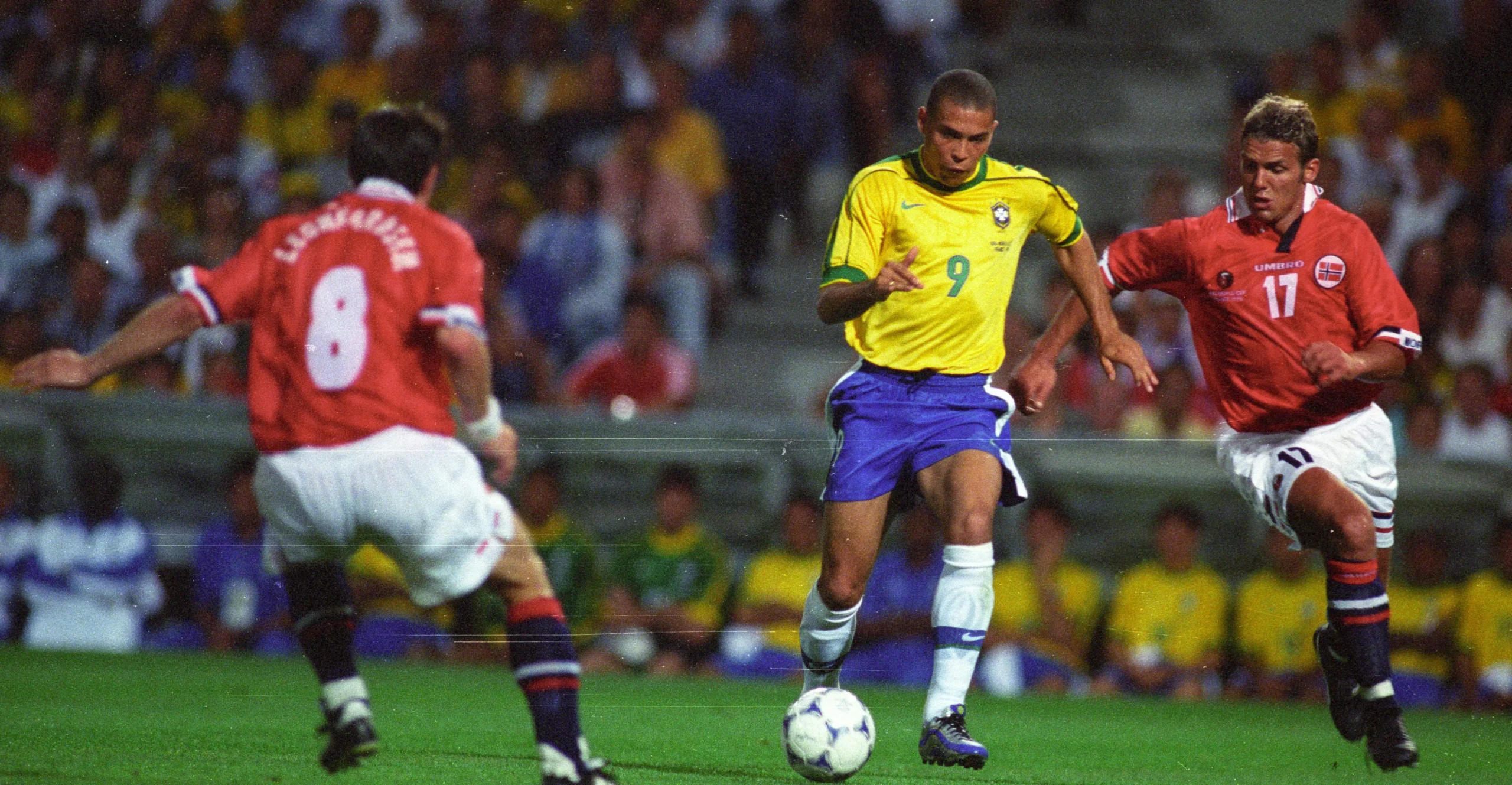 Brasil enfrenta Noruega em oitavas de final com retrospecto histórico desfavorável