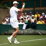 João Fonseca enfrenta Jesper de Jong em duelo decisivo em Wimbledon