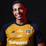 Victor Sá é o novo reforço do São Paulo com contrato até 2029