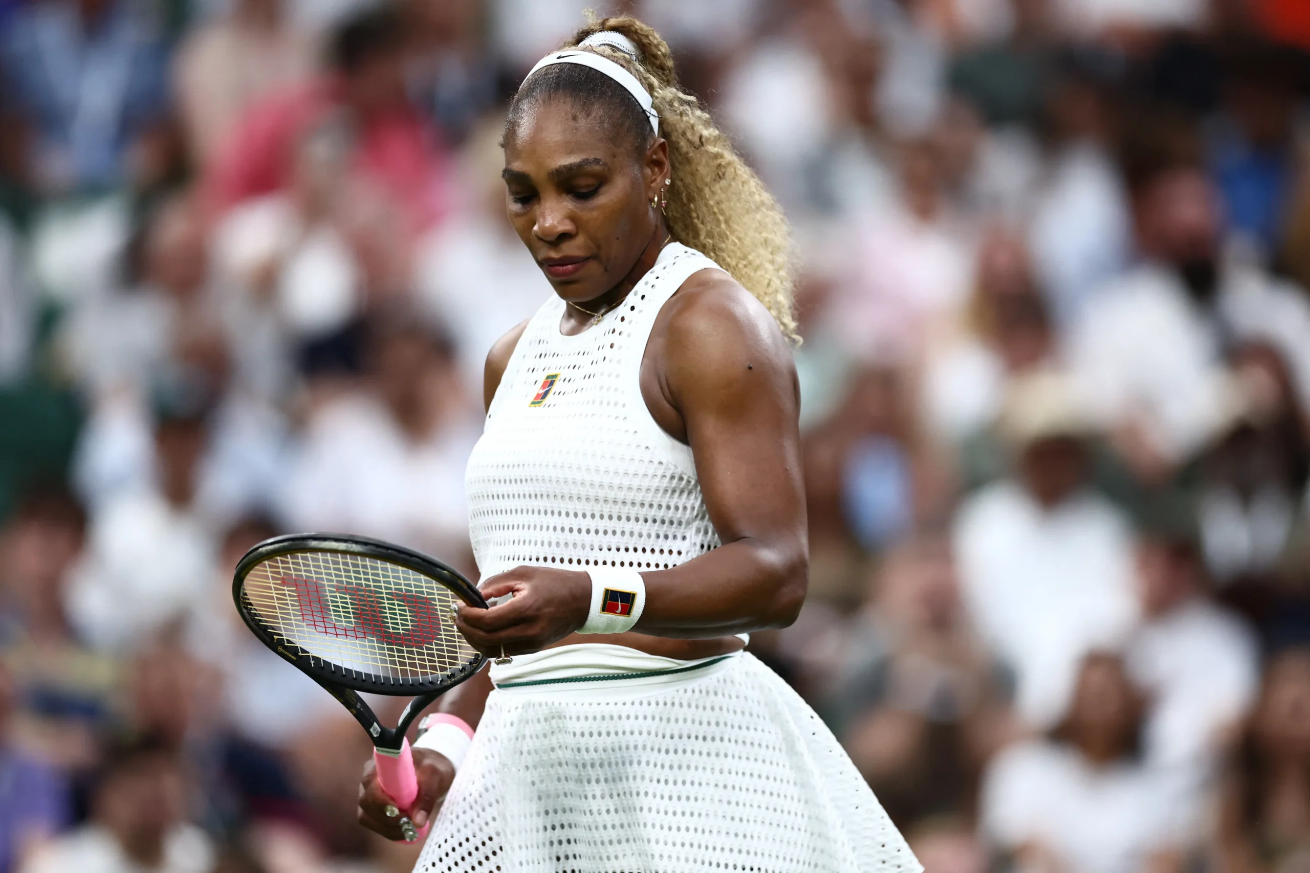 Lesão no joelho de Serena Williams gera incerteza em Wimbledon