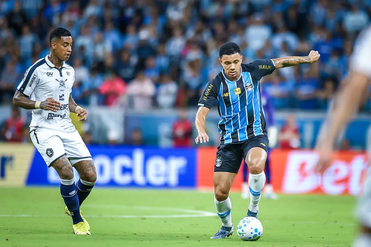 Grêmio oficializa transferência de Viery para o futebol italiano